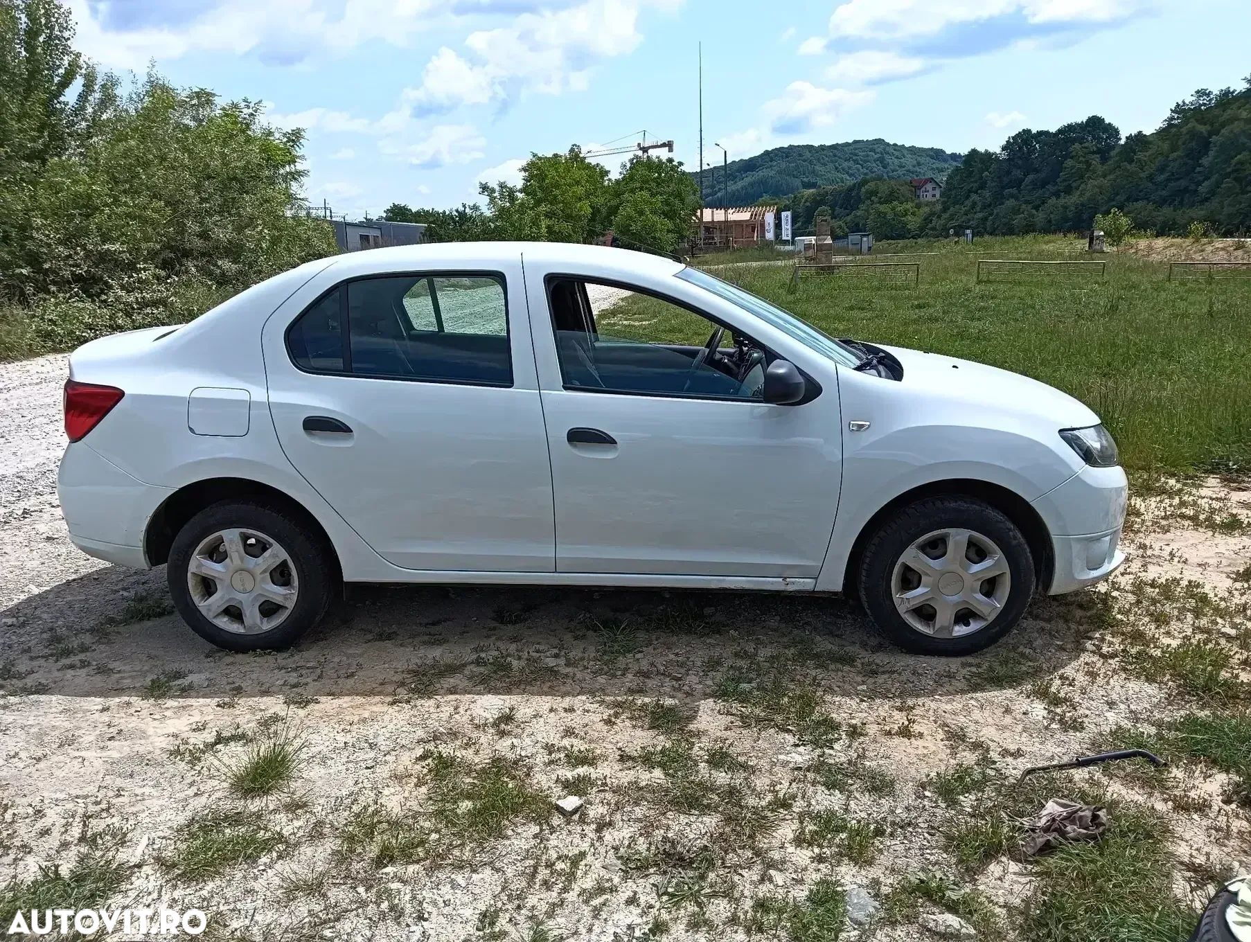 Dacia Logan - 1