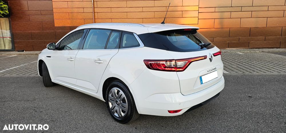 Renault Megane Blue dCi 116 EDC Intens - 3