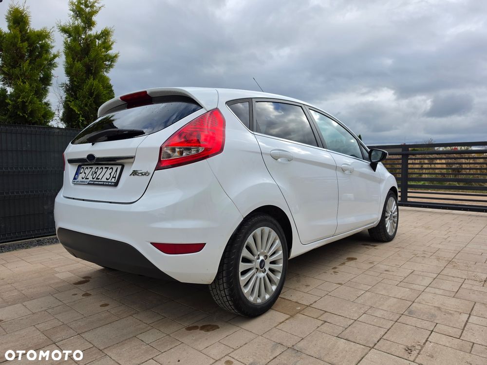 Ford Fiesta - 6