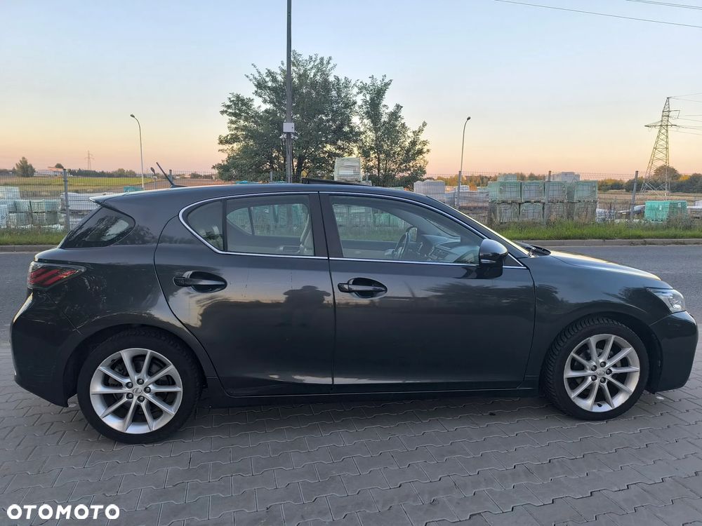 Lexus CT 200h Prestige - 7