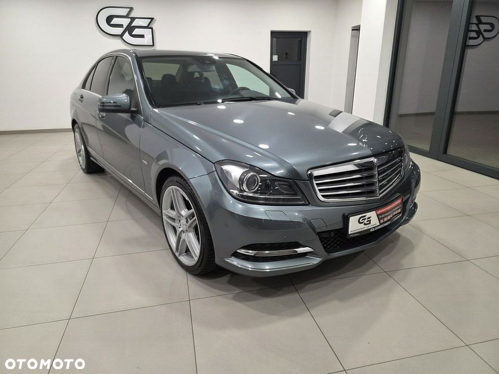 Mercedes-Benz Klasa C 180 BlueEFFICIENCY 7G-TRONIC Elegance - 8