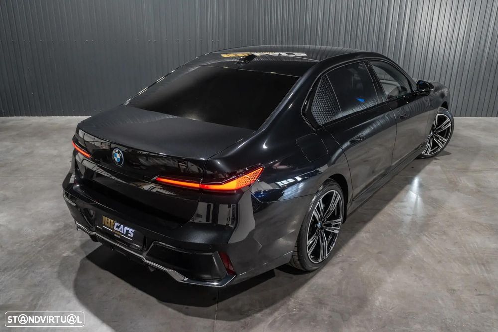 BMW 750 750e xDrive Pack Desportivo M - 51