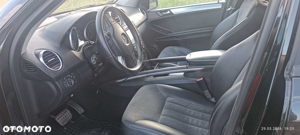 Mercedes-Benz ML - 7