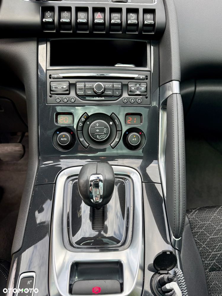 Peugeot 3008 - 8