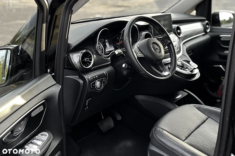 Mercedes-Benz Klasa V 300 d 4-Matic Avantgarde 9G-Tronic (d³ugi) - 12