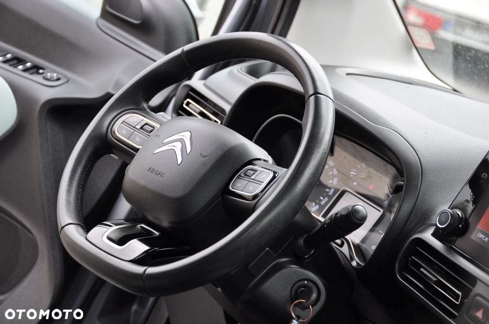 Citroën Berlingo M BlueHDi 130 SHINE - 29