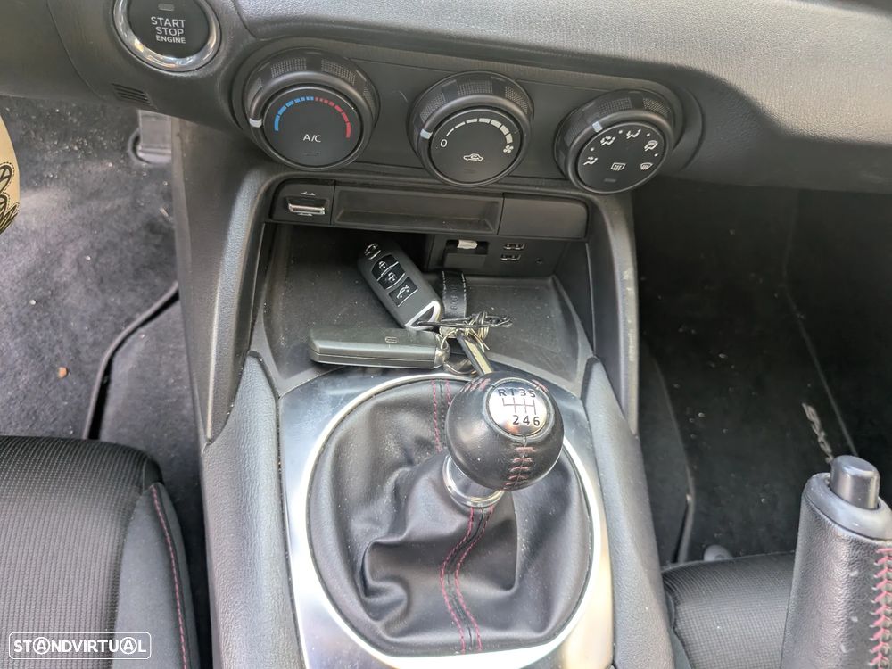 Mazda MX-5 MZR 1.5 RF Sky.Evolve Navi - 22