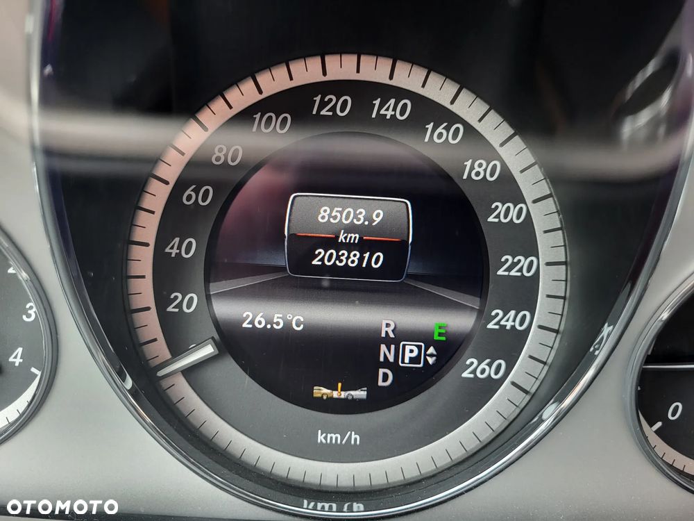Mercedes-Benz Klasa E 250 BlueTEC 4-Matic Avantgarde - 15