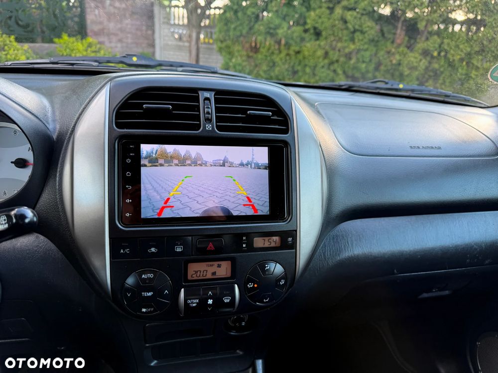 Toyota RAV4 4x4 Sol - 13