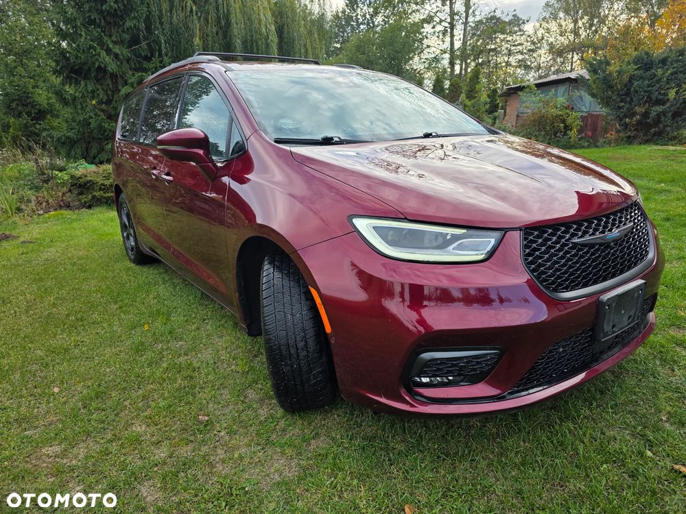 Chrysler Pacifica - 5