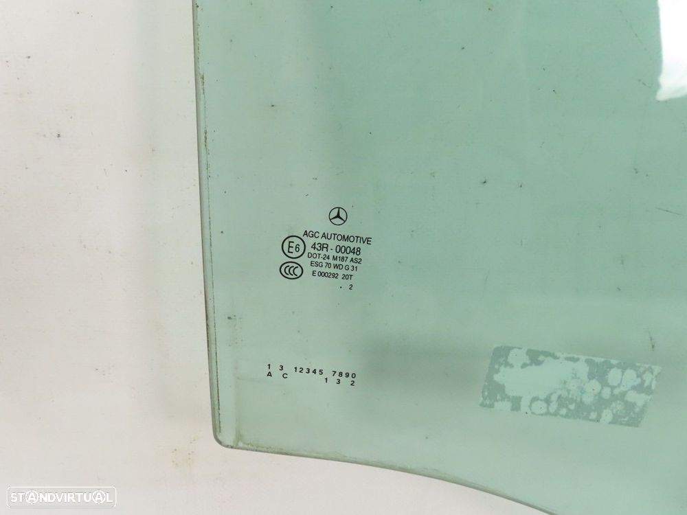 Vidro da porta Direito/Trás Seminovo/ Original MERCEDES-BENZ A-CLASS (W176) - 2