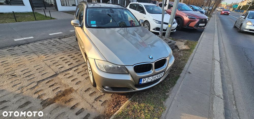 BMW Seria 3 318d DPF - 1
