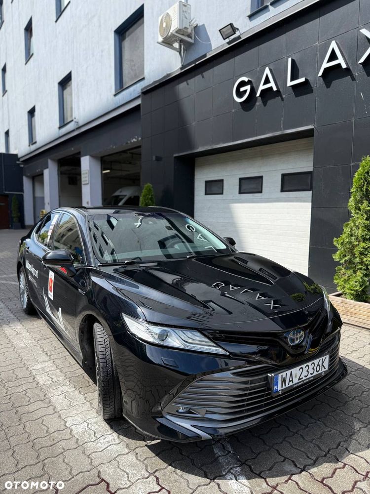 Toyota Camry Executive - 2
