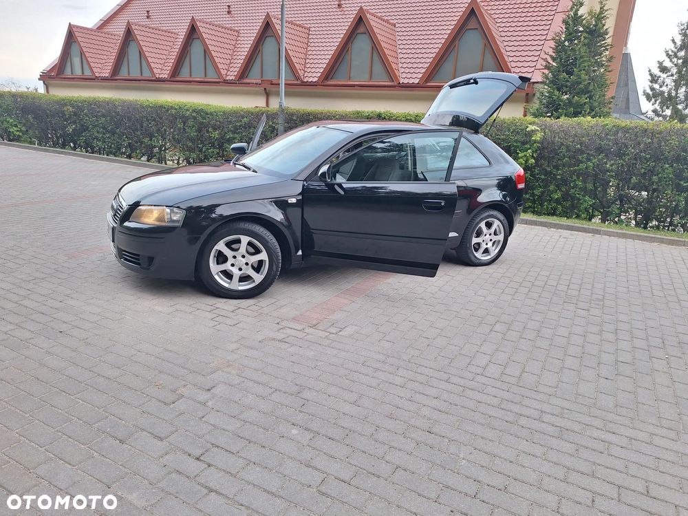 Audi A3 3-drzwiowe 1.6 Ambiente - 6