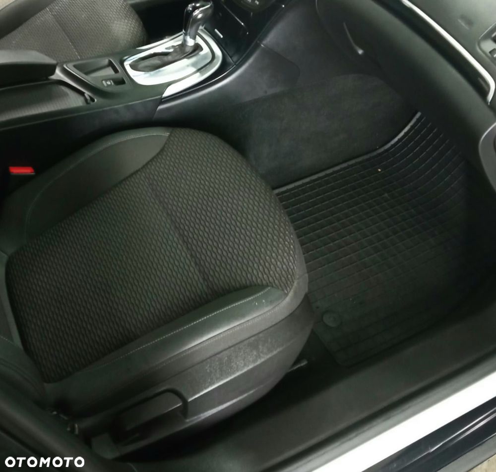 Opel Insignia 1.6 T Cosmo - 22