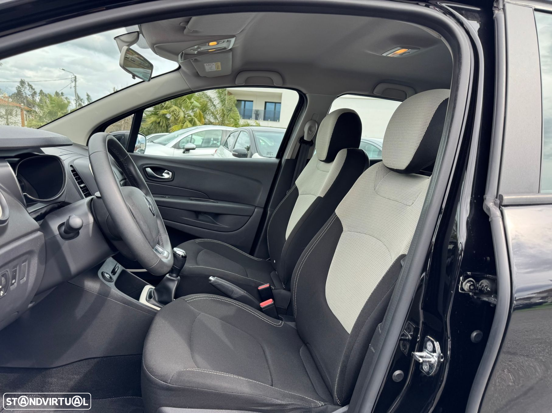Renault Captur 0.9 TCE Exclusive - 20