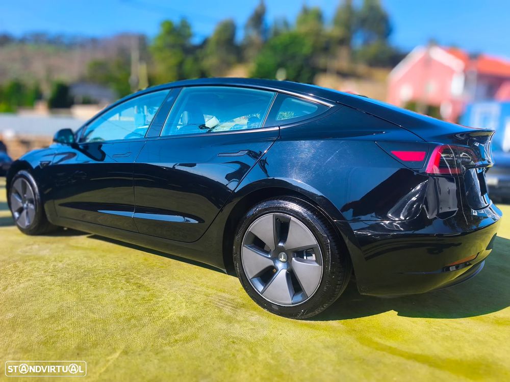 Tesla Model 3 RWD - 3