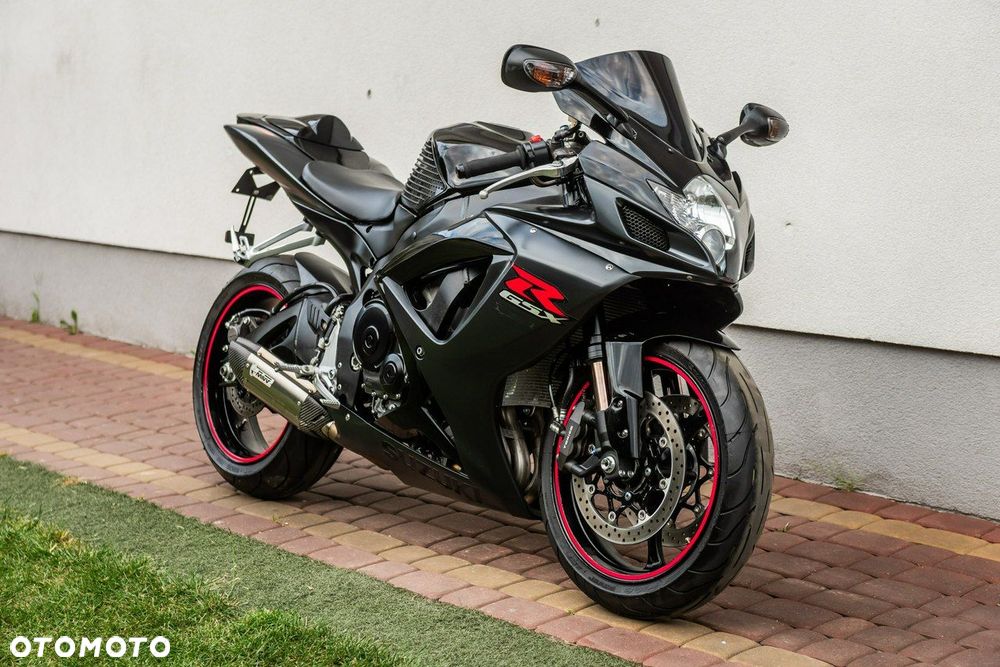 Suzuki GSX-R - 1