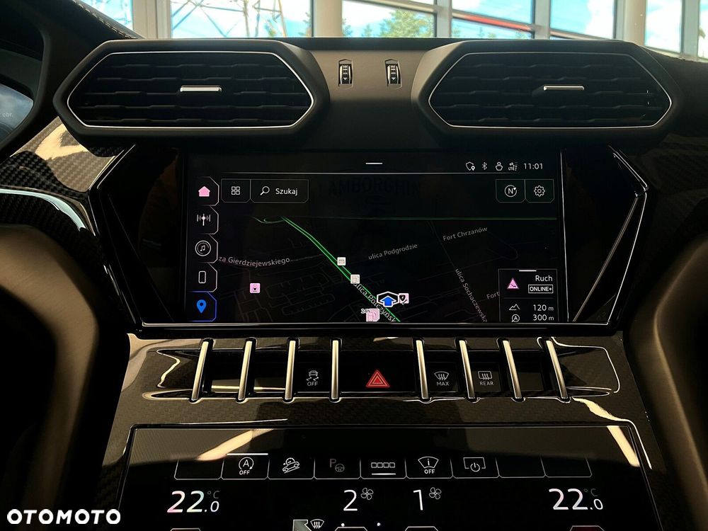 Lamborghini Urus - 21