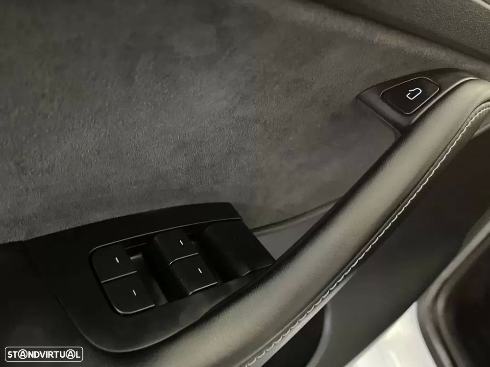 Tesla Model Y Long Range Tração Integral — fotografia 39