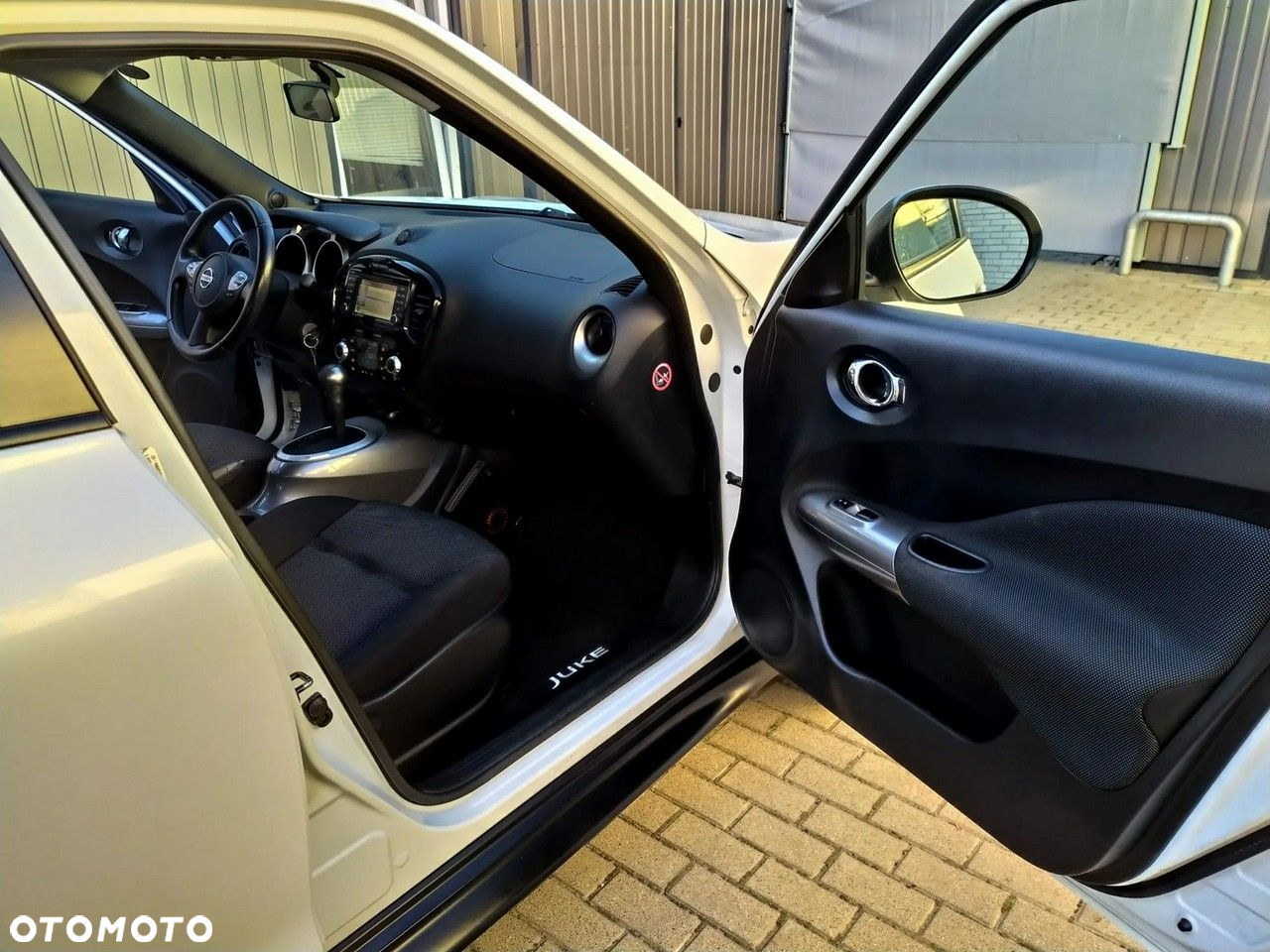 Nissan Juke 1.6 CVT Tekna - 23