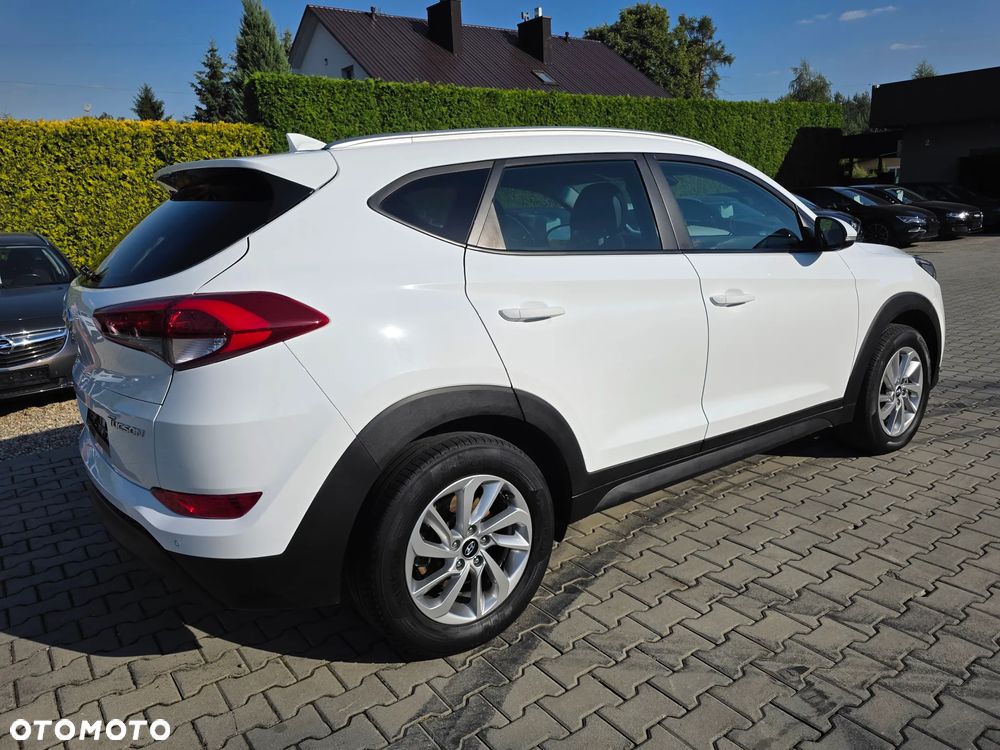 Hyundai Tucson 1.7 CRDI BlueDrive Comfort 2WD - 9