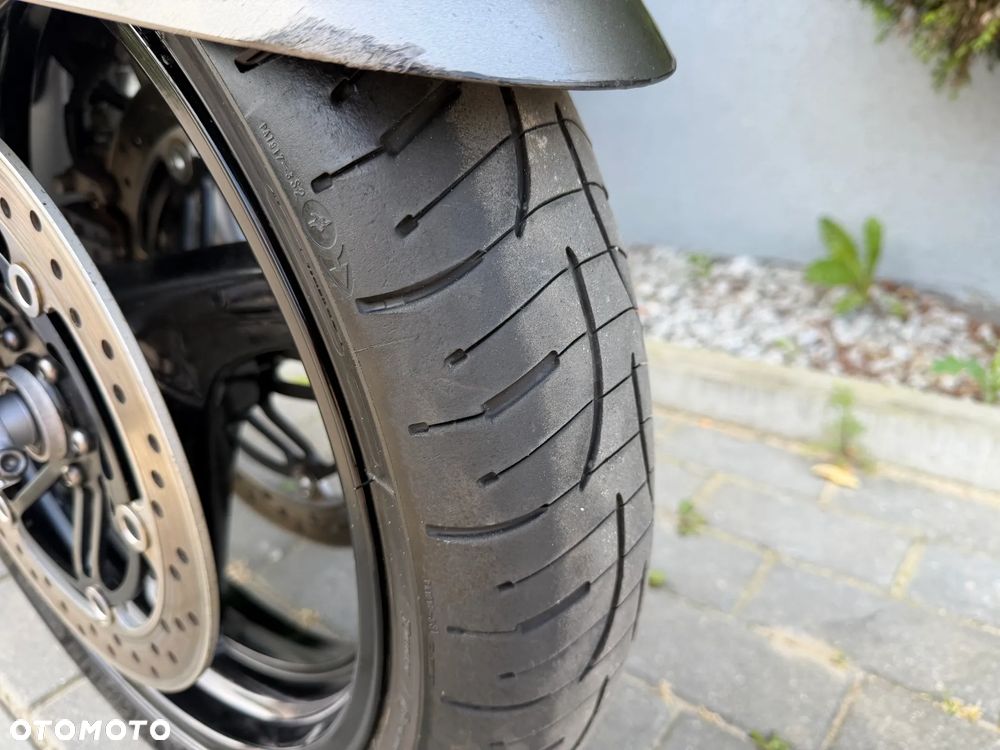 Honda CBR - 12