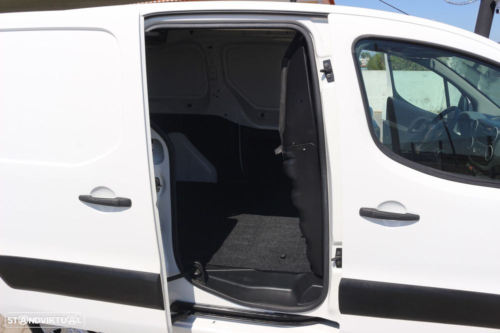 Citroën Berlingo 1.6 HDi 600 3L - 31