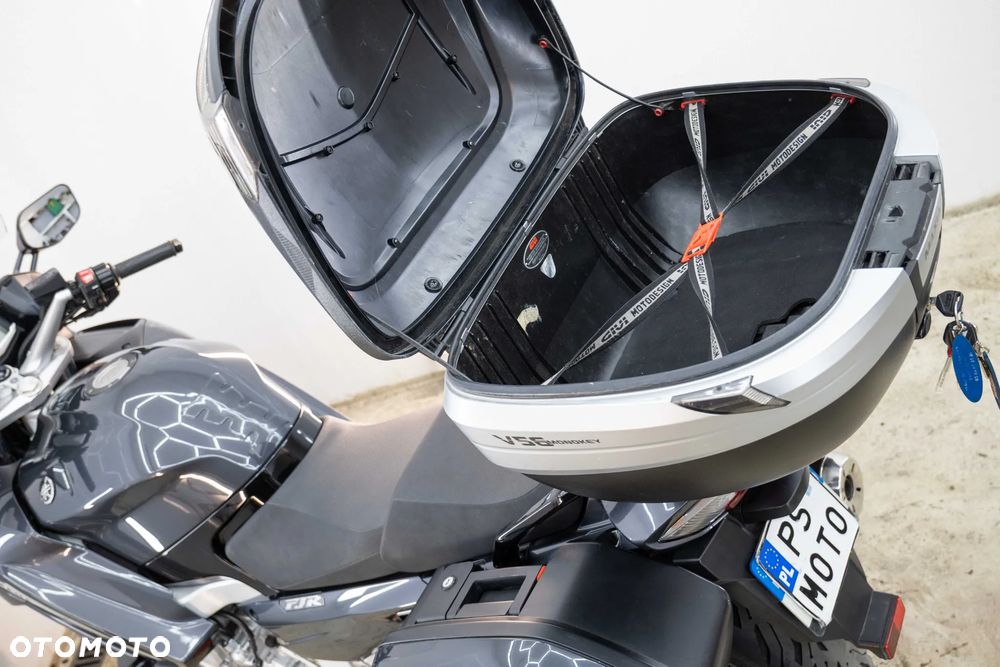Yamaha FJR - 20