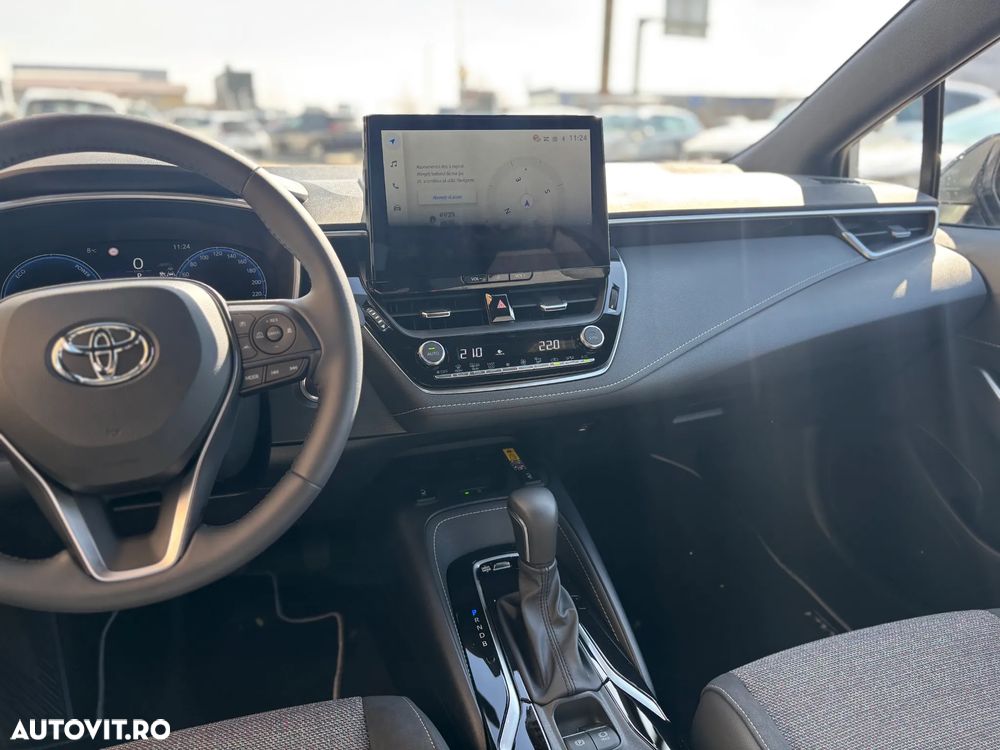 Toyota Corolla 1.8 HSD Dynamic - 16