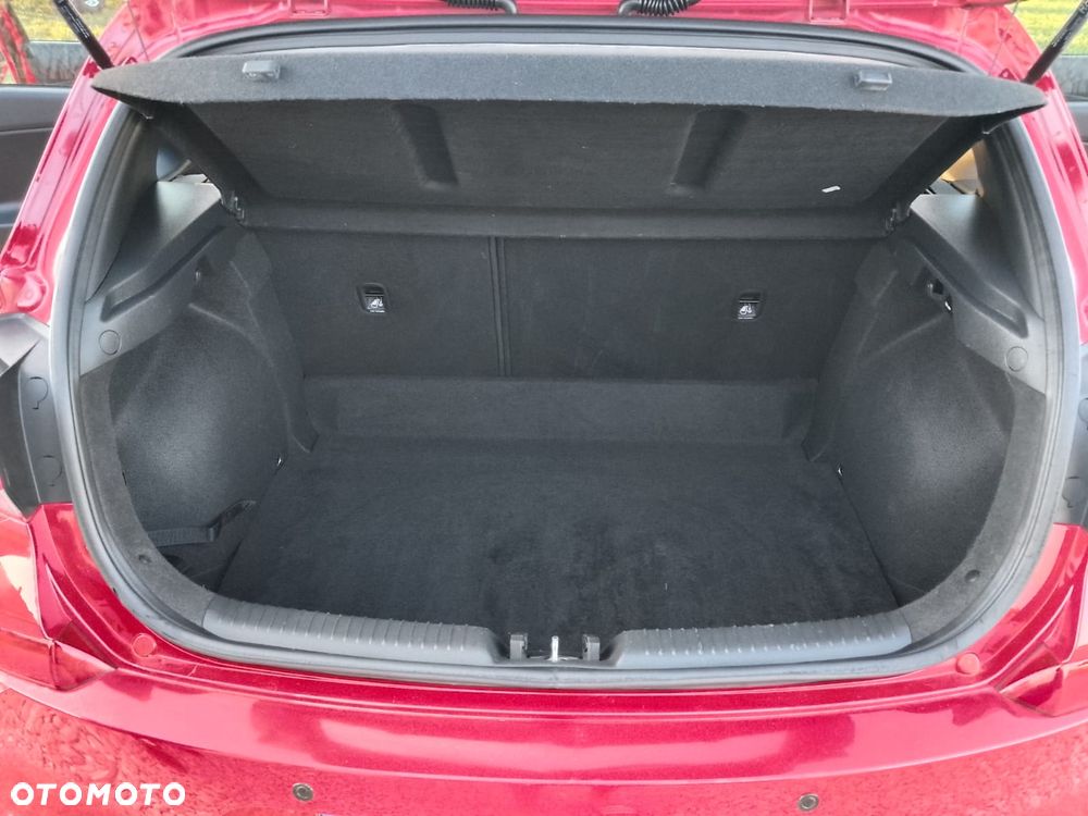 Hyundai i30 blue 1.4 Classic - 19