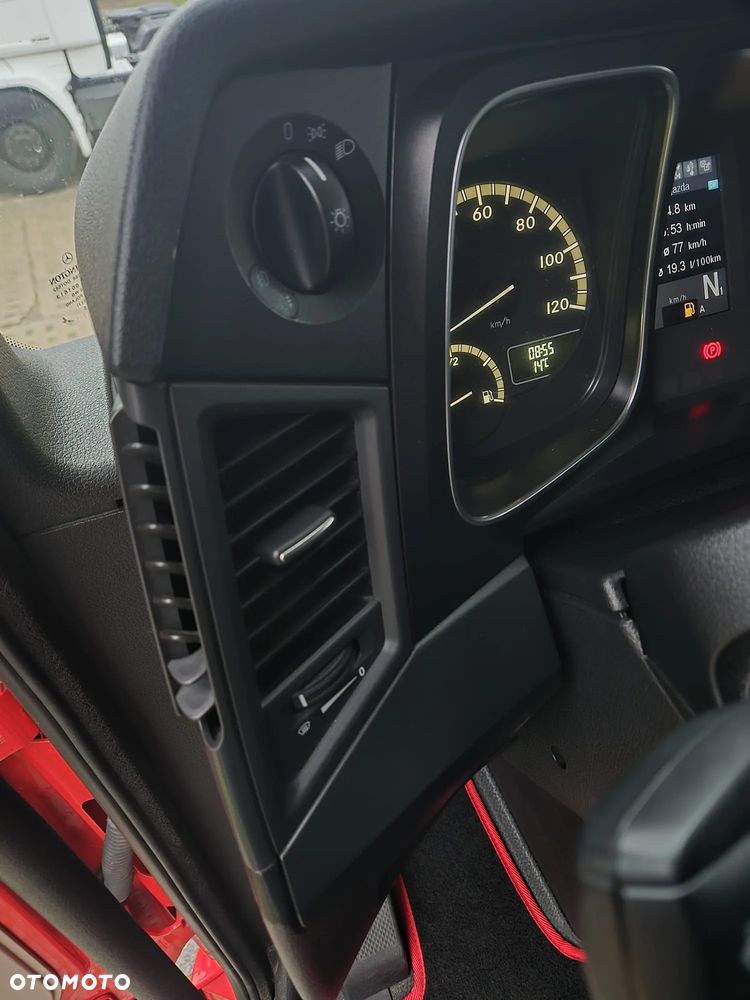 Mercedes-Benz 1845 - 25