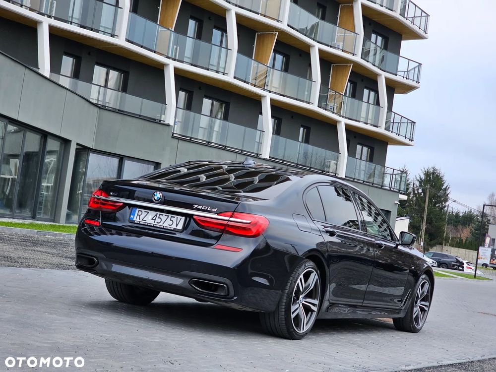 BMW Seria 7 740d xDrive - 25