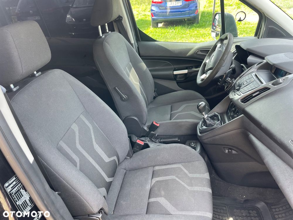Ford Tourneo Connect - 11