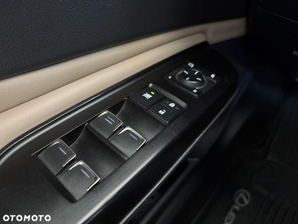 Lexus ES - 23