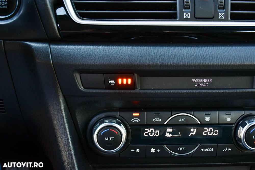Mazda 3 SKYACTIV-G 120 NAKAMA - 12