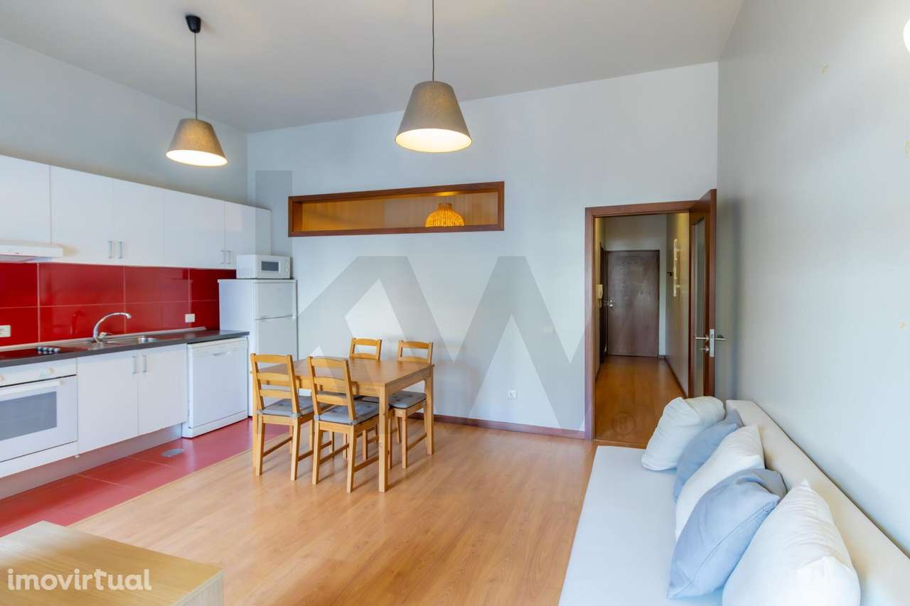 T1 Encantador no Coração do Porto – Reabilitado, Perfeito para Habitaç - Grande imagem: 2/25