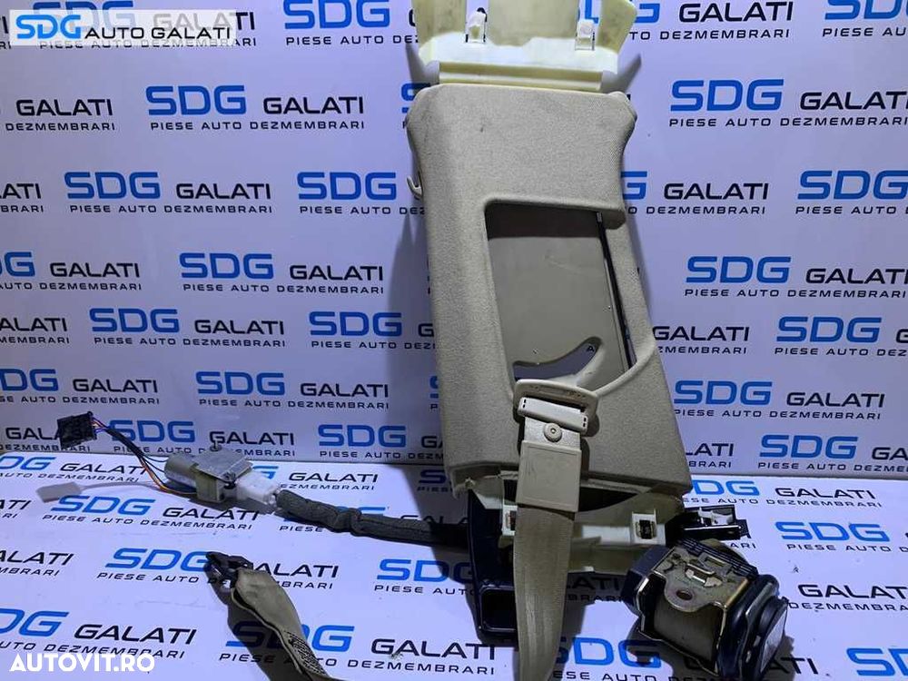 Centura Siguranta Dreapta Fata Completa cu Capac Capitonaj Stalp si Motoras Pretensionare Audi A8 D3 2002 - 2009 Cod 601836800 4E0867239S - 1