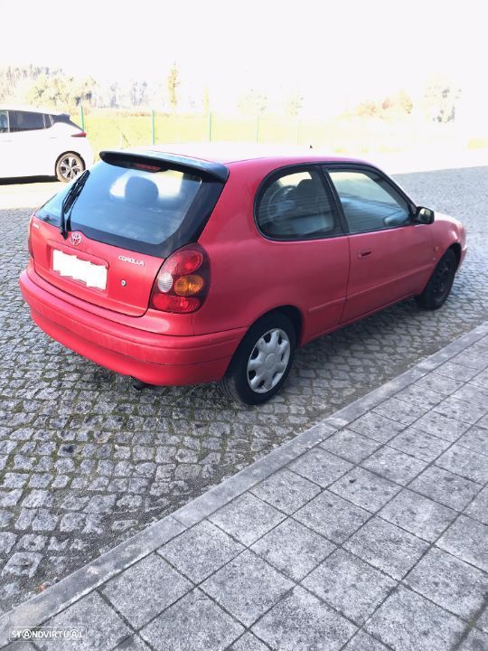 Toyota Corolla E11 1.6 3P 1999 - Para Peças - 8