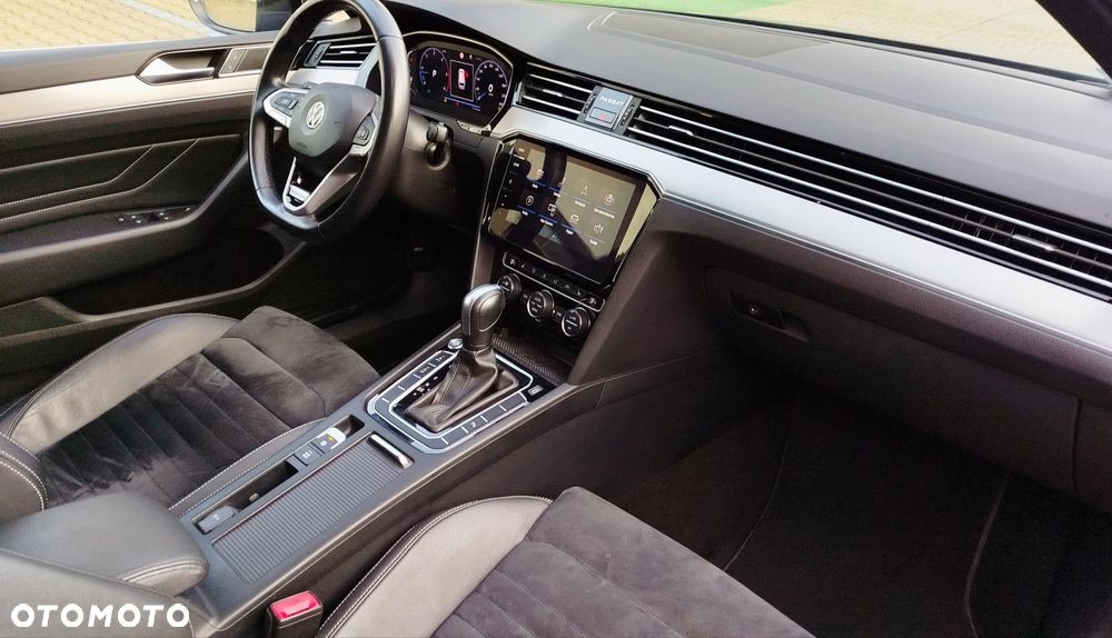 Volkswagen Passat 2.0 TDI 4Mot Elegance DSG - 7