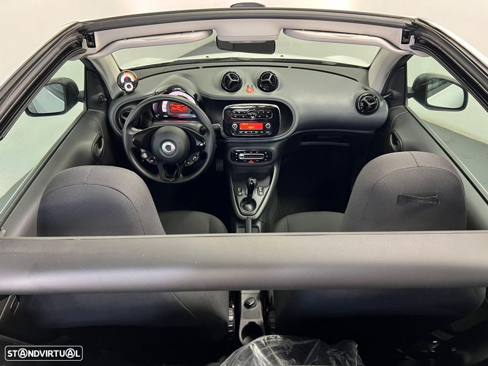Smart Fortwo Cabrio - 12