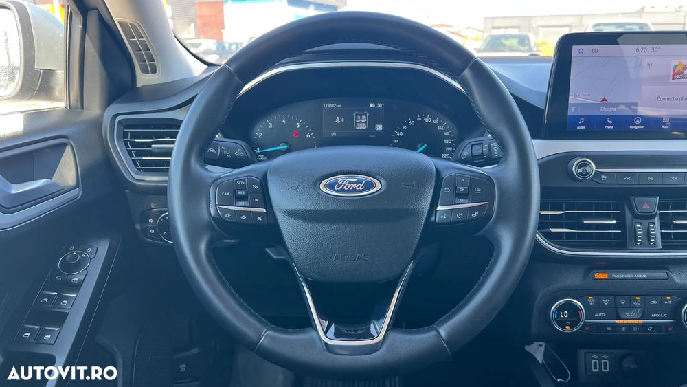 FORD Focus 2022 — imagine 16