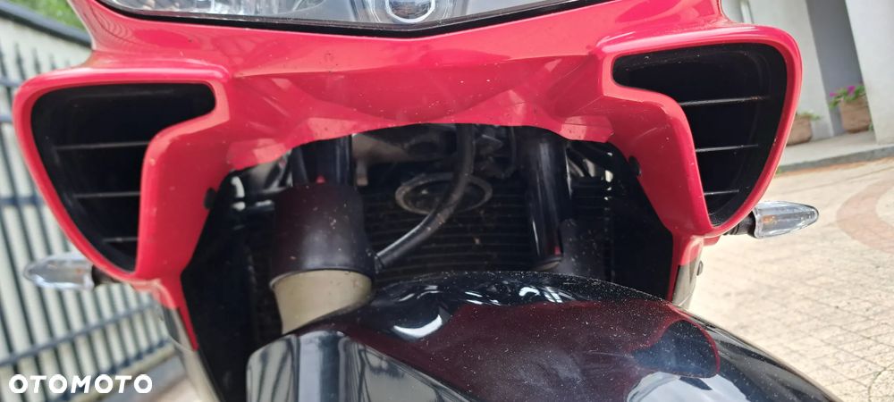 Honda CBR - 25