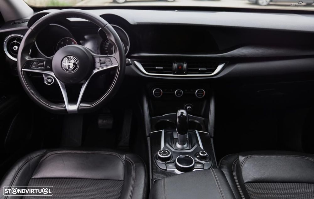 Alfa Romeo Stelvio 2.2 D Super AT8 - 16