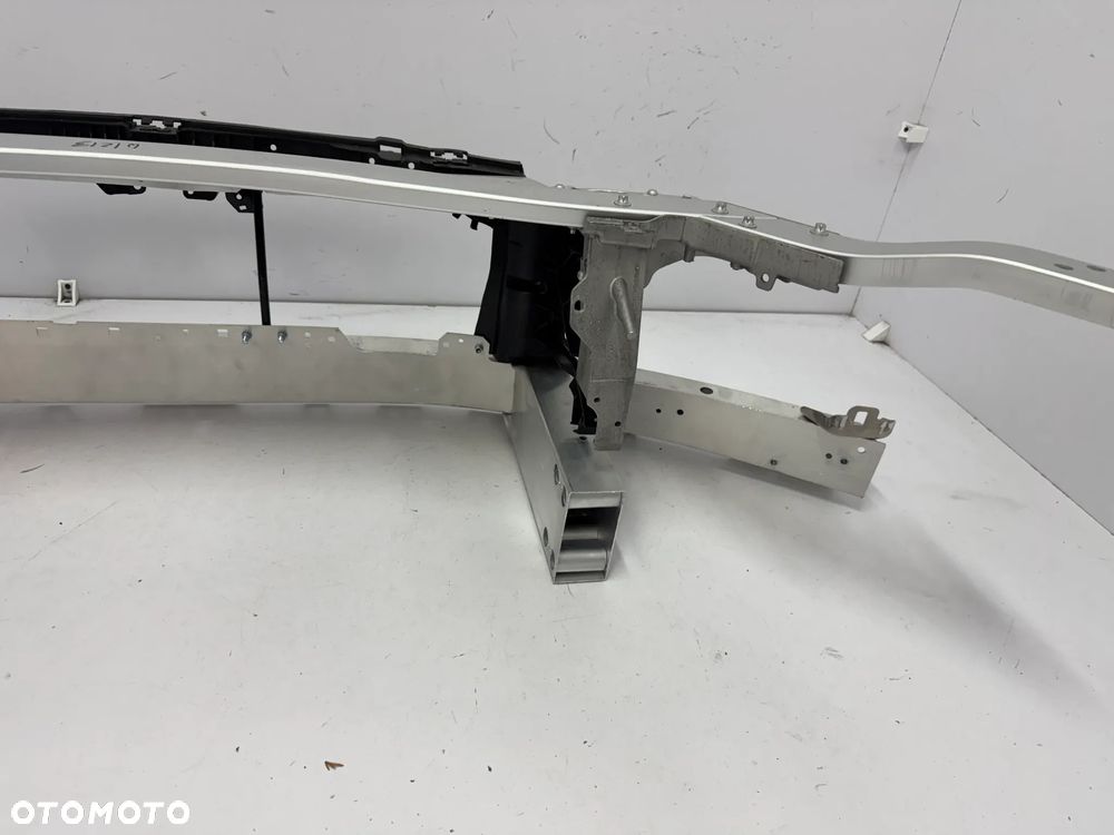 MERCEDES E KLASA W213 PAS PRZEDNI NOWY - 6