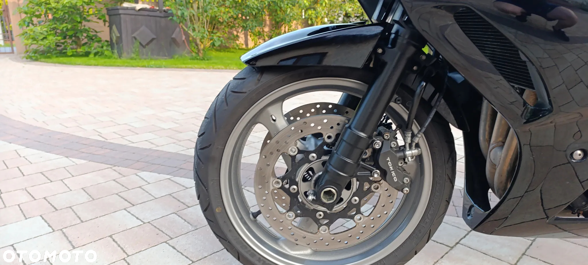 Suzuki GSX - 37