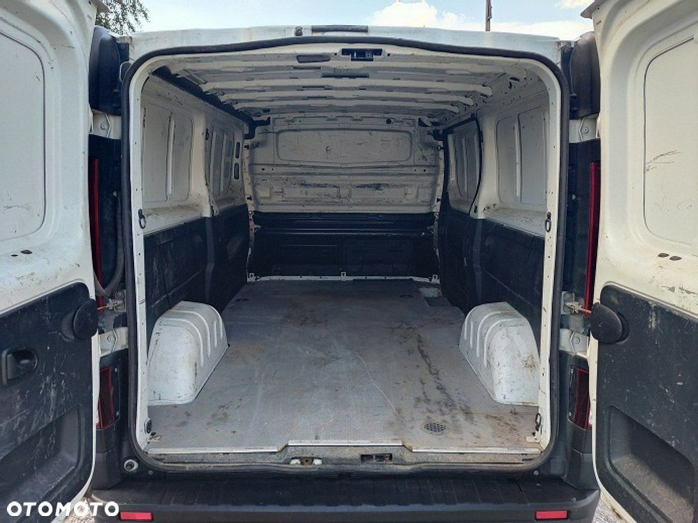 Renault Trafic - 13