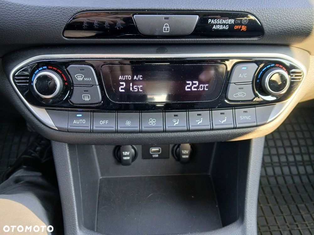 Hyundai i30 1.0 T-GDI Smart - 22