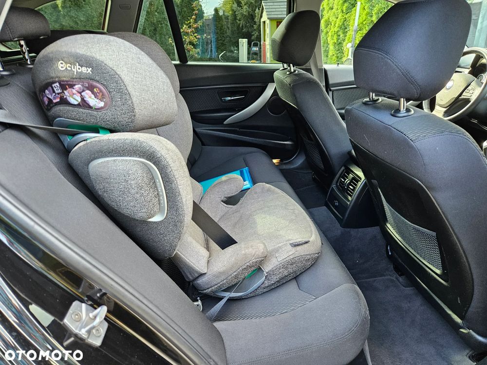 BMW Seria 3 318d Modern Line - 15