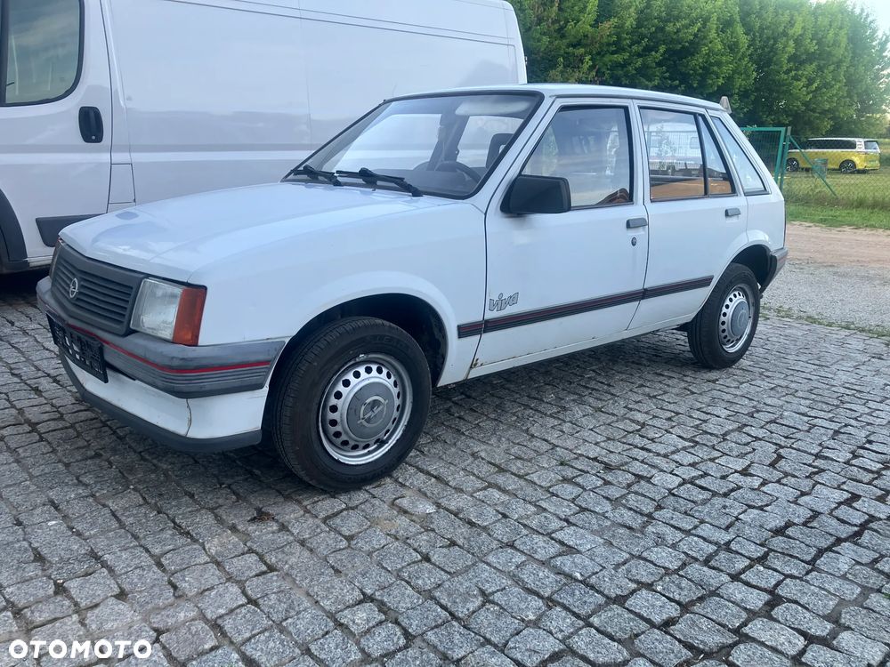 Opel Corsa - 1